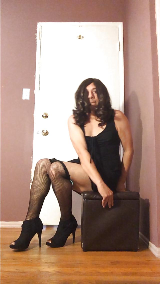 7P Me crossdressing