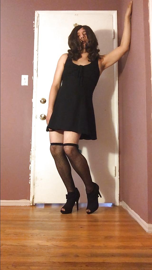 7P Me crossdressing