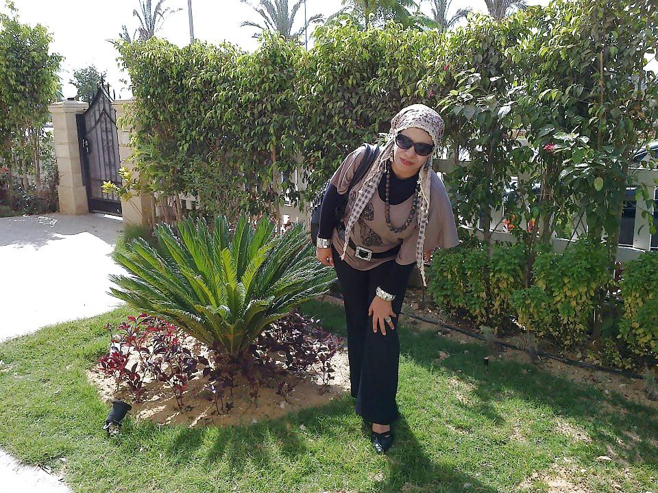 25P My son's sexy arab hijab teacher 