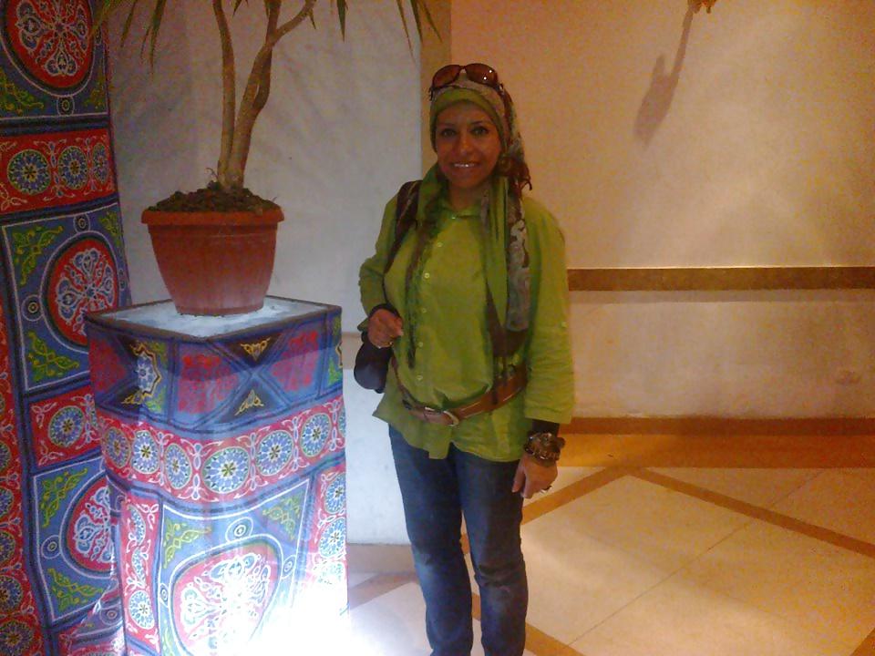 25P My son's sexy arab hijab teacher 