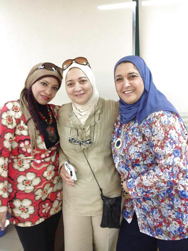 25P My son's sexy arab hijab teacher 