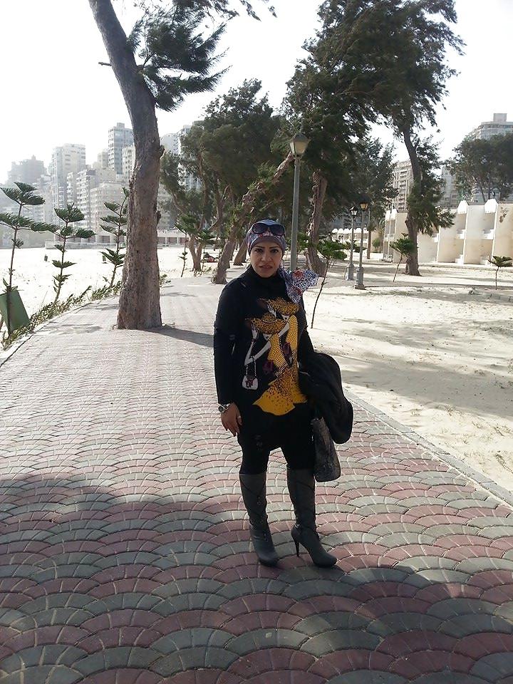 25P My son's sexy arab hijab teacher 