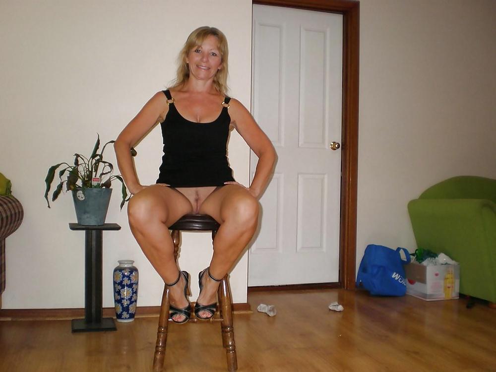 25P Matures of all shapes and sizes hairy and shaved 356