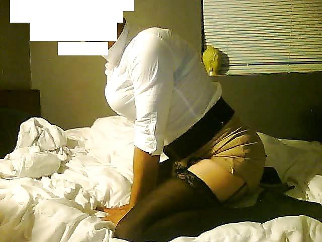 18P Tan skirt 