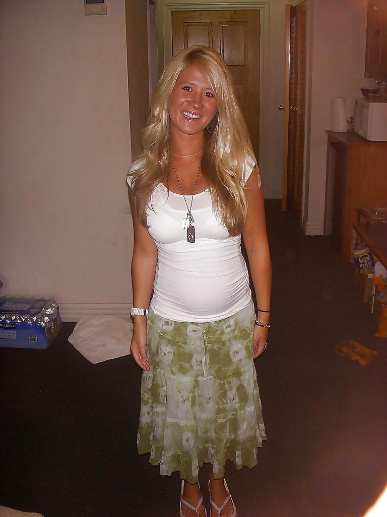 25P Well Dressed Milfs - 2