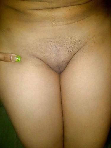 9P Wet arab teen...so wet