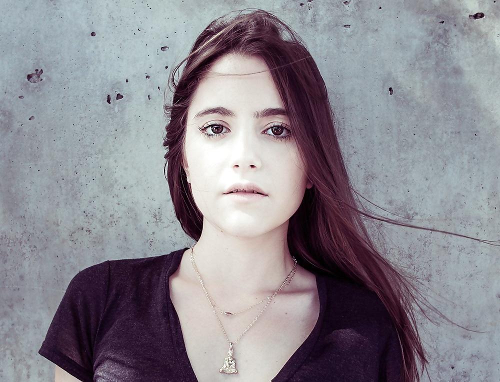 25P Alexa Nikolas