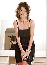 22P STUNNING GILF