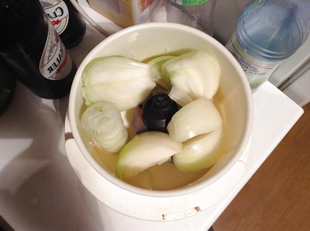 7P Wie man in 30 Sekunden eine Zwiebel zubereitet, ohne zu weinen