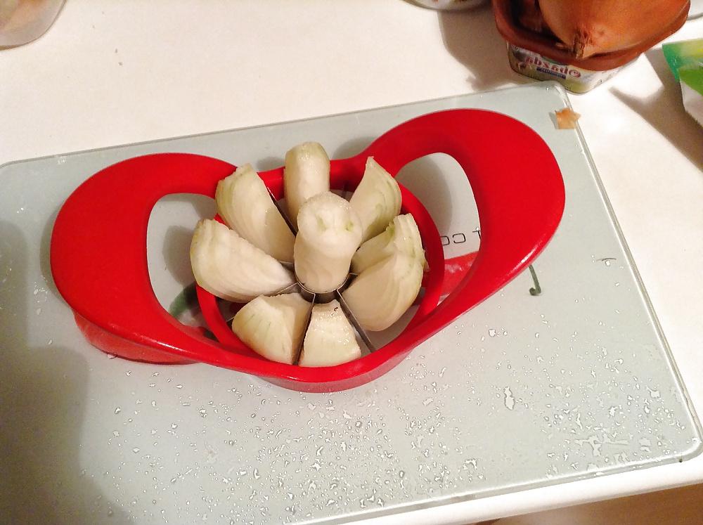 7P Wie man in 30 Sekunden eine Zwiebel zubereitet, ohne zu weinen