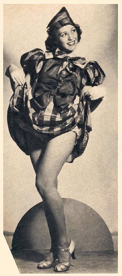16P Vintage lady's &  Up-Skirt-num-001