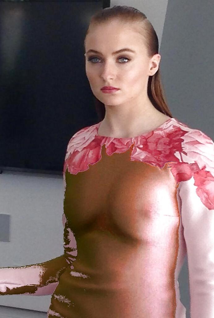 25P Sophie turner GOT