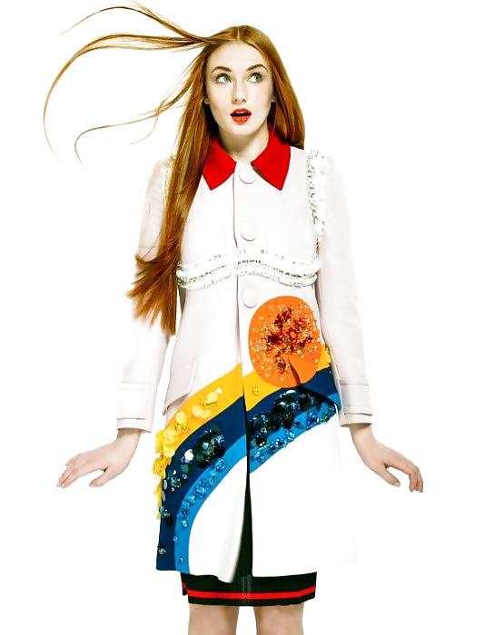 25P Sophie turner GOT