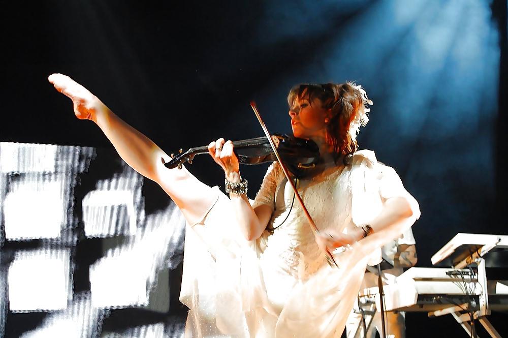 25P Lindsey Stirling pics collection