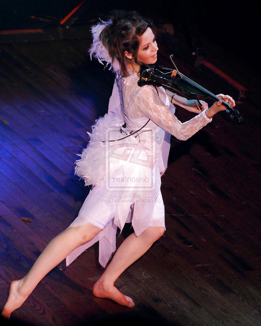 25P Lindsey Stirling pics collection