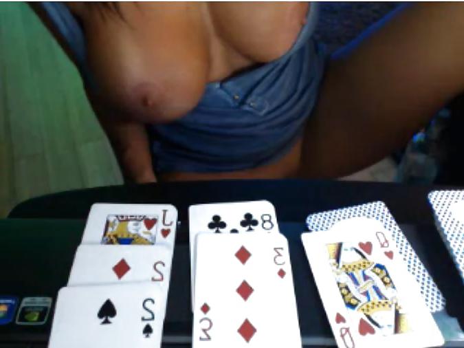 23P Huge natural tits and perky nipple