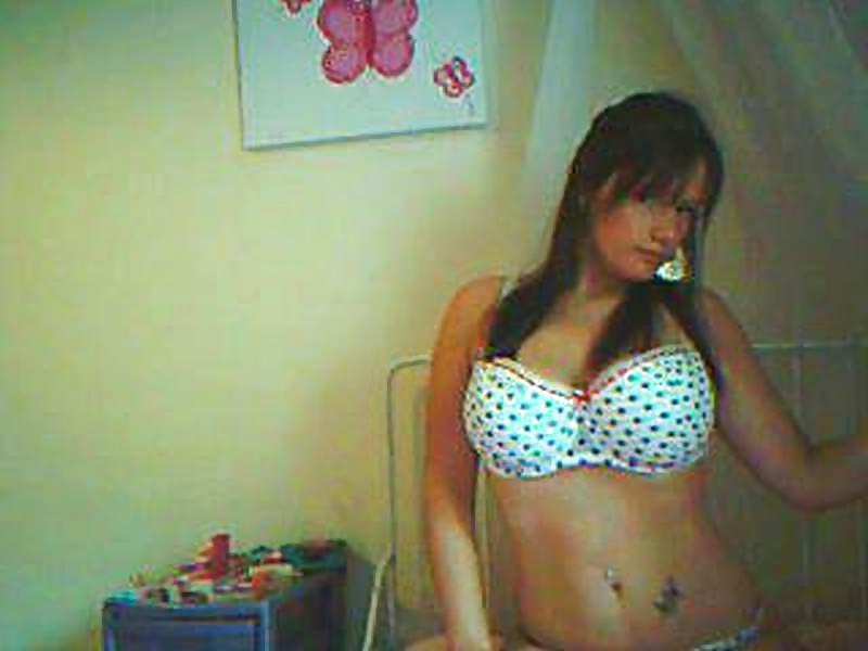 25P Irish teen Alison from Derry 