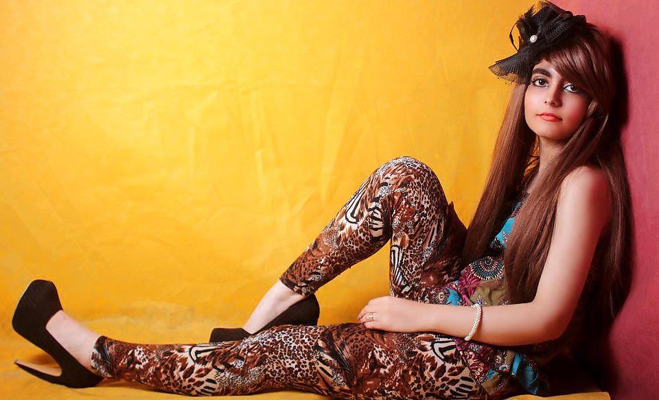 25P Sexy Iranian Girls 6