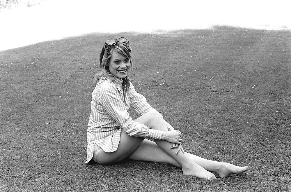25P Wendy Richard