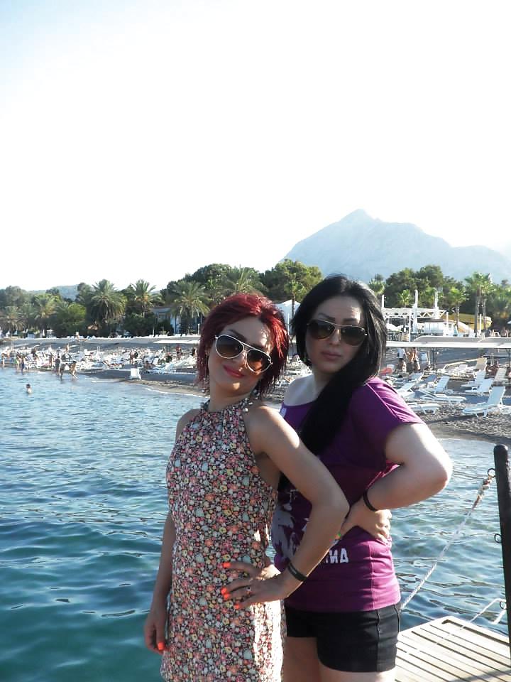 21P Persian Iranian Bitches in Dubai