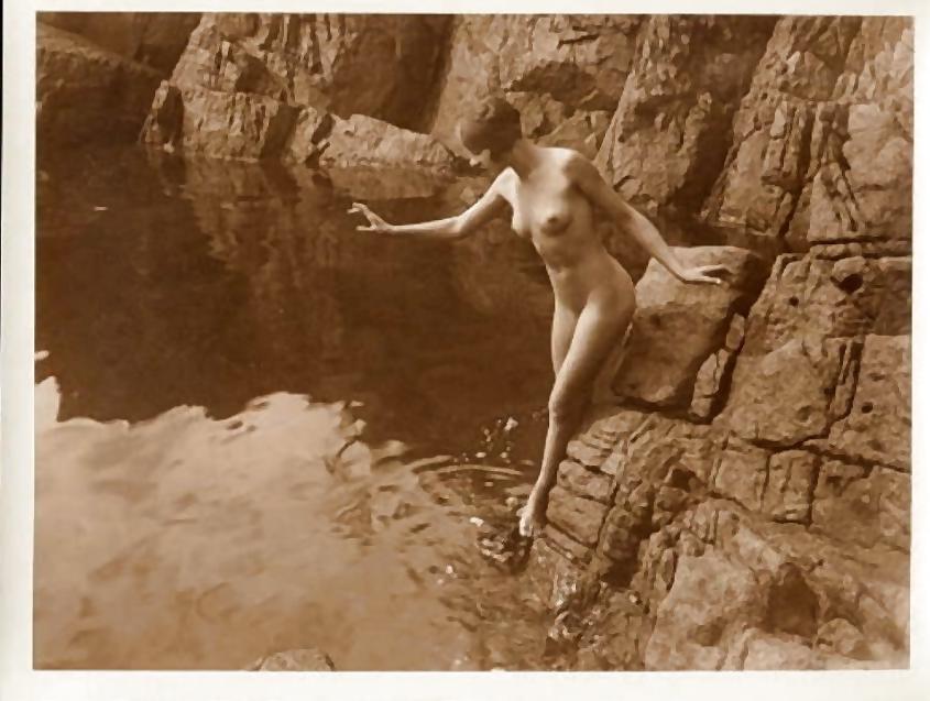 16P Vintage lady's &  Water-num-001