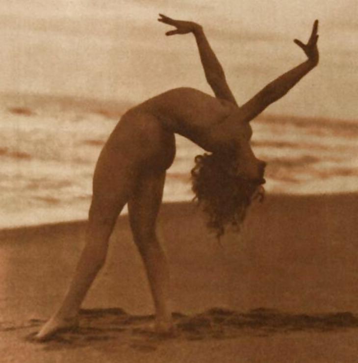 16P Vintage lady's &  Sand-num-001
