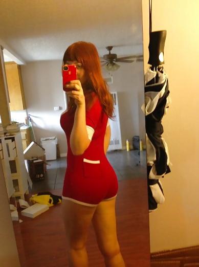 13P Tall redhead