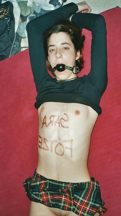 23P Sweet Submissive Mamas 