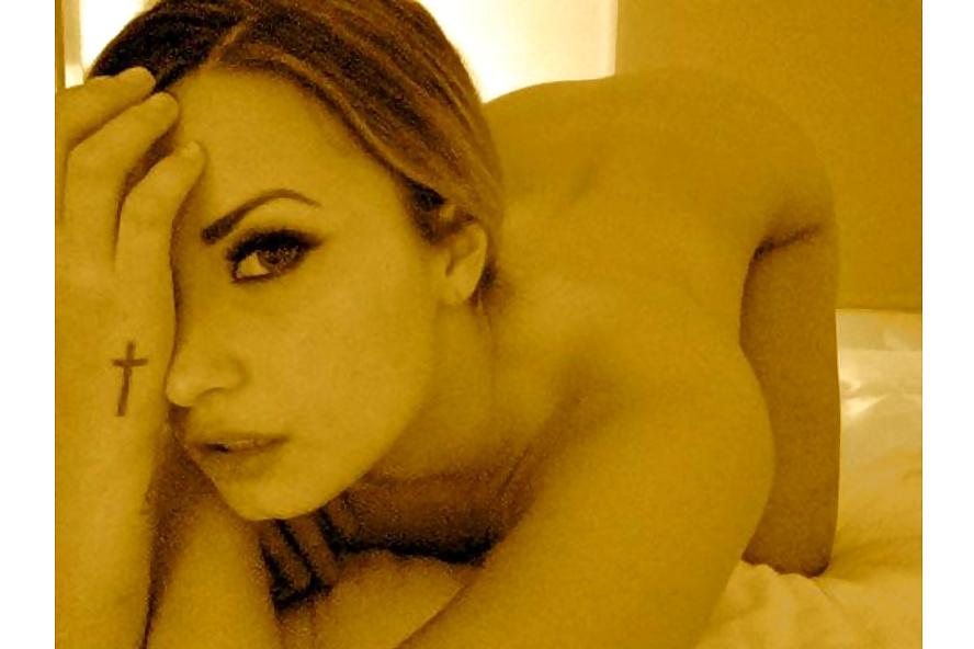 17P Durchgesickerte Promi-Bilder
