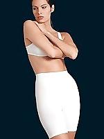 25P Mature in Girdles