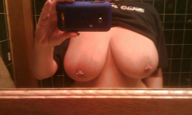 6P More Big Tits Mirror Selfshot