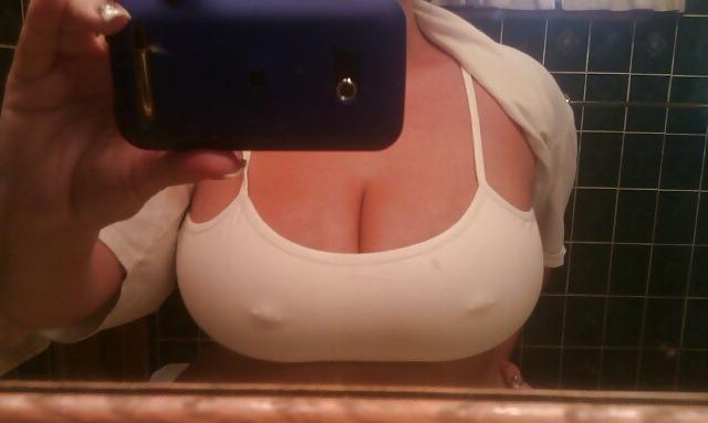 6P More Big Tits Mirror Selfshot