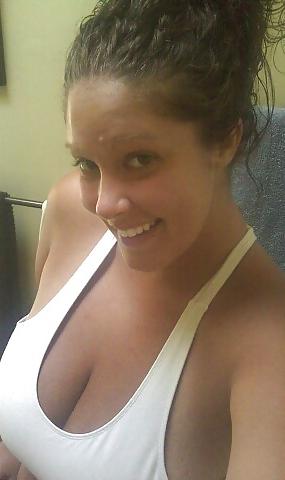 6P More Big Tits Mirror Selfshot