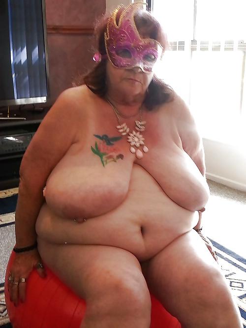 9P Exposed GILF with AWESOME HUGE SAGGY JUGGS
