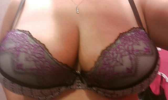5P Even more big tits selshot