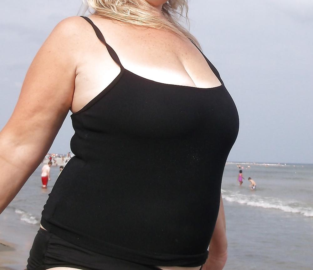 6P Wifes Big Beach Tits