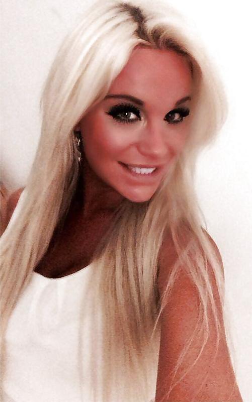23P Gina Lisa Lohfink - Facebook Bilder