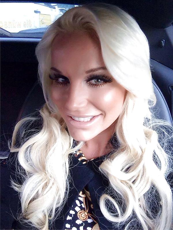23P Gina Lisa Lohfink - Facebook Bilder