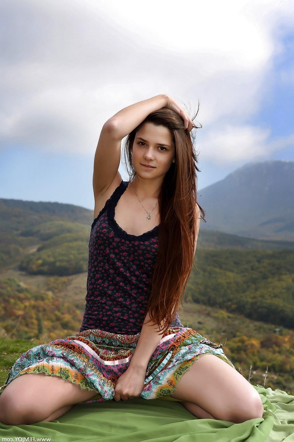 25P Innocent Teen Kamilah