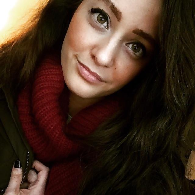 25P 2mgovercsquared Ally youtube slut