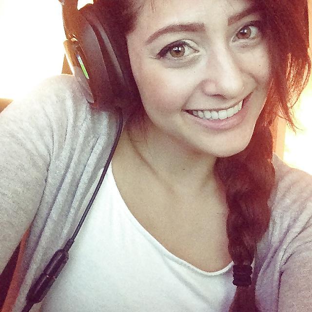 25P 2mgovercsquared Ally youtube slut