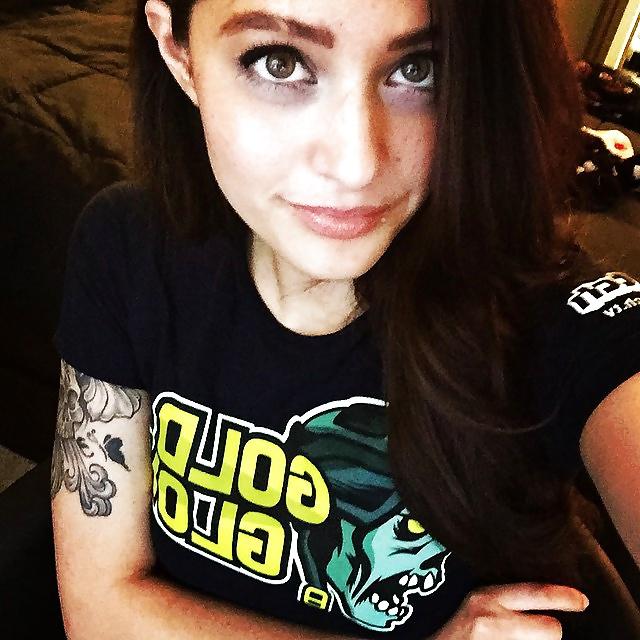 25P 2mgovercsquared Ally youtube slut