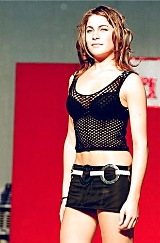 8P Eleonora Pedron sexy italian actress
