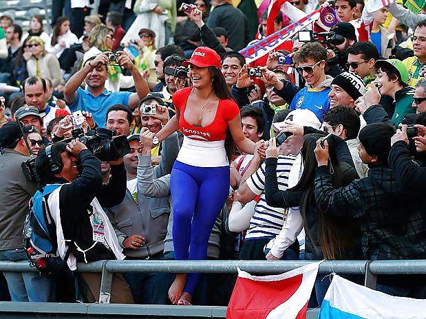 25P The Sexiest Football Fan  pt.2