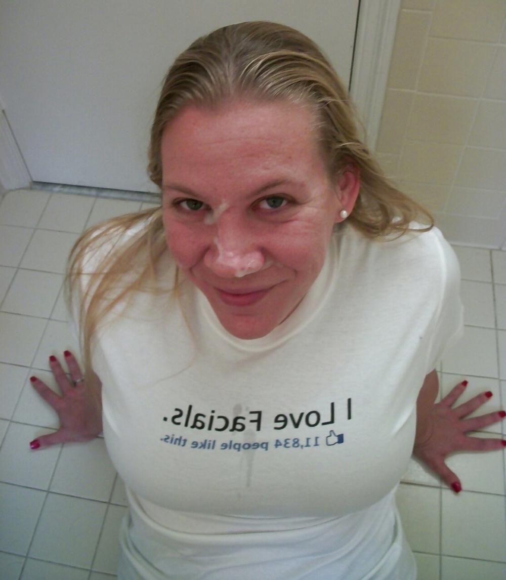 10P I love milfs and mature women!