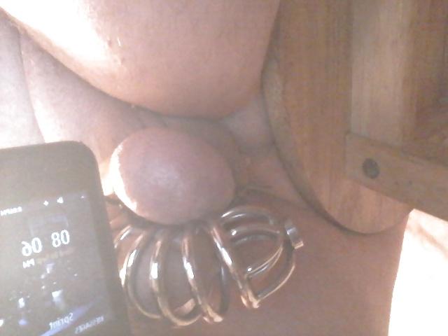 25P Seperated balls while in chastity device