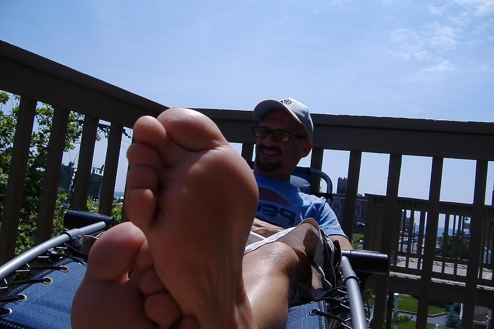 15P PERFECT ITALIAN BEEFY FEET
