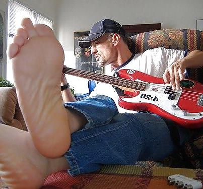 15P PERFECT ITALIAN BEEFY FEET
