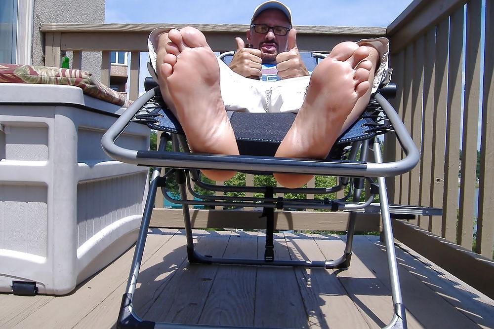 15P PERFECT ITALIAN BEEFY FEET