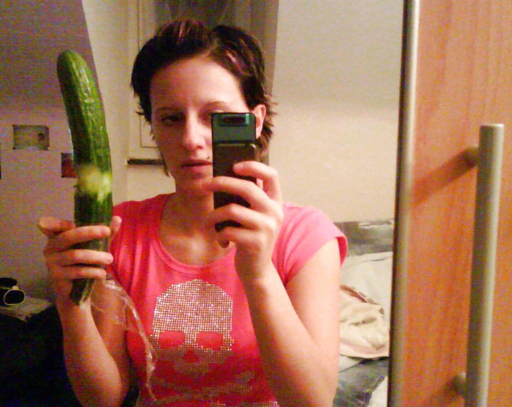 18P Selfies Banana and Cucumber